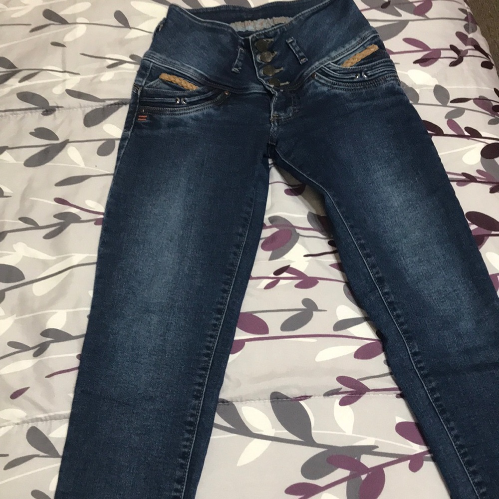Colombian Jean